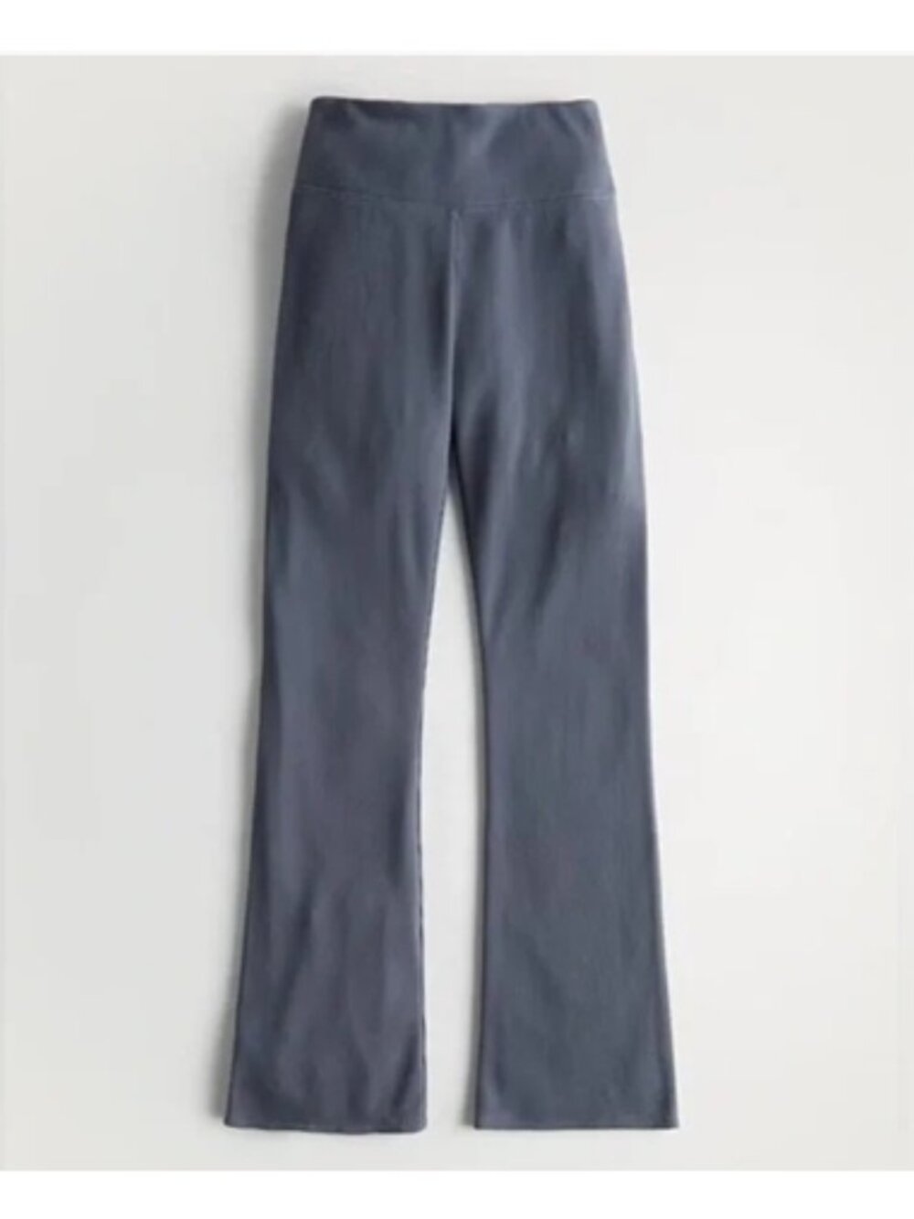 ⭐ Hollister Ultra High Rise Waffle Flare Pants size Small